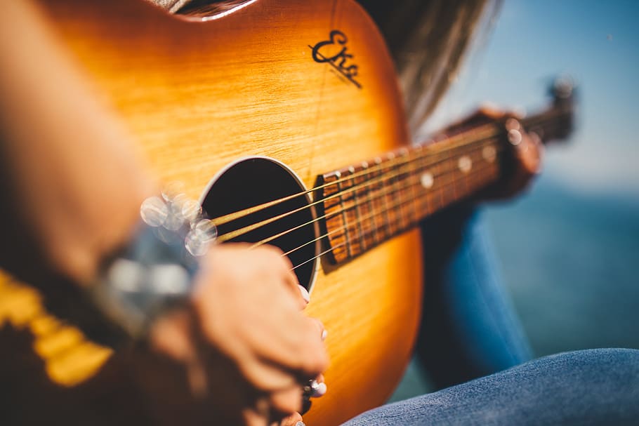 aprender a tocar guitarra